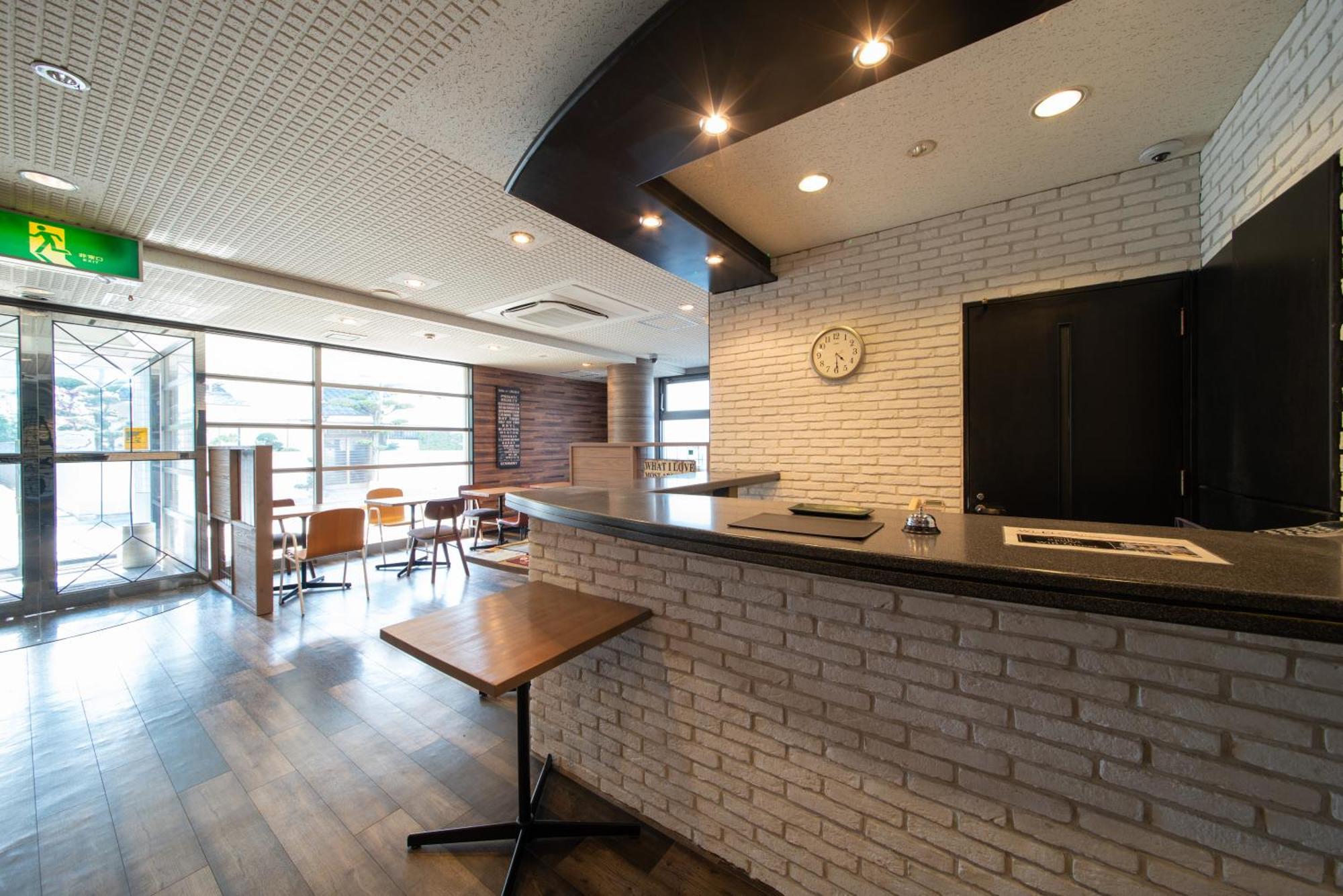 Asuka Hotel Karatsu Bagian luar foto